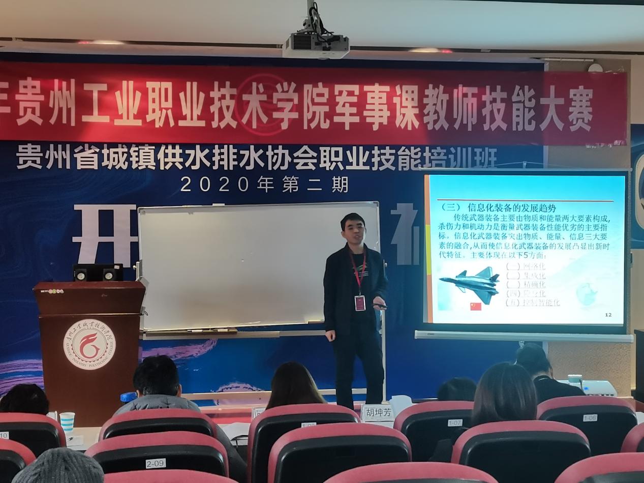 说明: 1